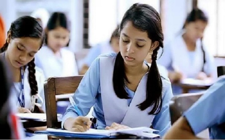এইচএসসির প্রথম দিনে অনুপস্থিত সাড়ে ৫ হাজার