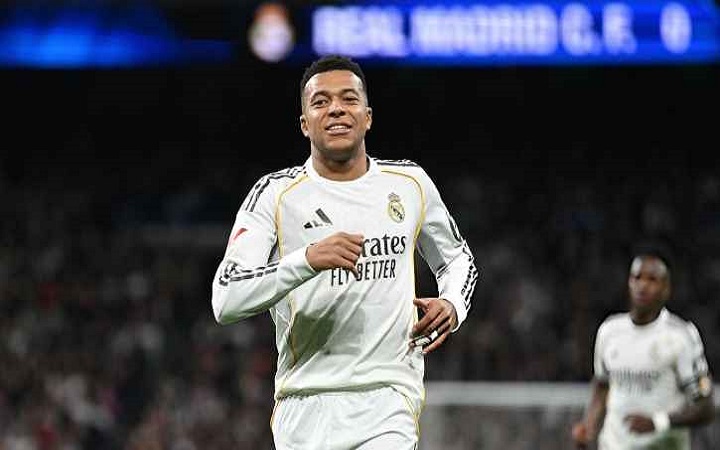 এমবাপেকে নিয়ে বড় দুঃসংবাদ রিয়াল মাদ্রিদের