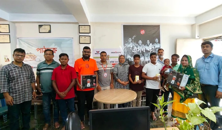 রংপুর ও ময়মনসিংহে ওয়ালটন-প্রথম আলো বিশ্বকাপ কুইজ বিজয়ী ৩২ জন