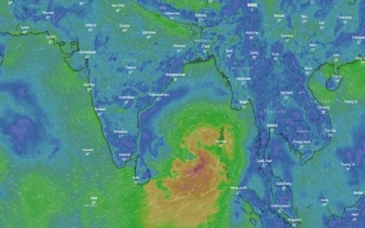 ঘূর্ণিঝড় হামুন-এ বিক্ষুব্ধ সাগর, বন্দরে ৪ নম্বর হুঁশিয়ারি