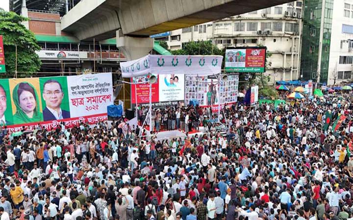 বৃষ্টি উপেক্ষা করে শাহবাগে জনস্রোত, ছাত্রদলের সমাবেশ শুরু