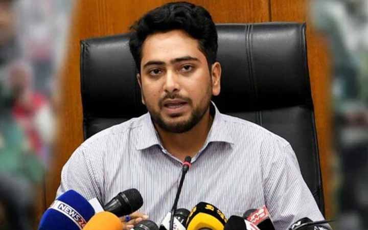 ইন্টারনেটের দাম কমানোর উদ্যোগ নেওয়া হয়েছে: উপদেষ্টা নাহিদ
