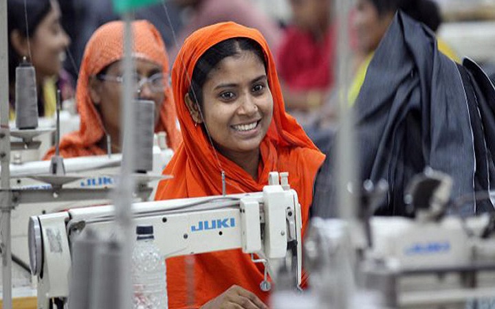 বিদায়ী বছর পোশাক খাতে রপ্তানি আয় ৪৭ দশমিক ৩৯ বিলিয়ন ডলার