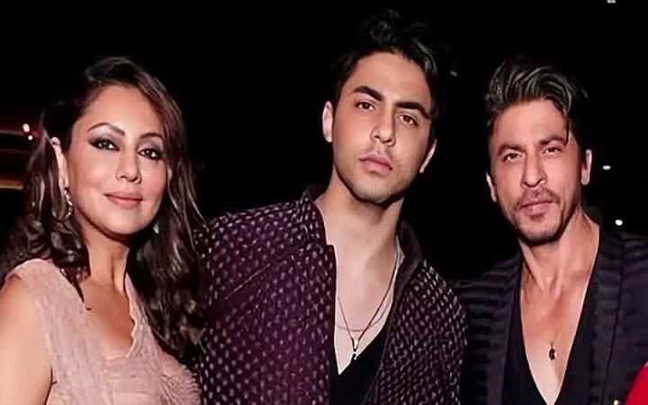 কেন বাবার ধর্ম ইসলাম বেছে নিয়েছেন শাহরুখপুত্র— জানালেন গৌরী