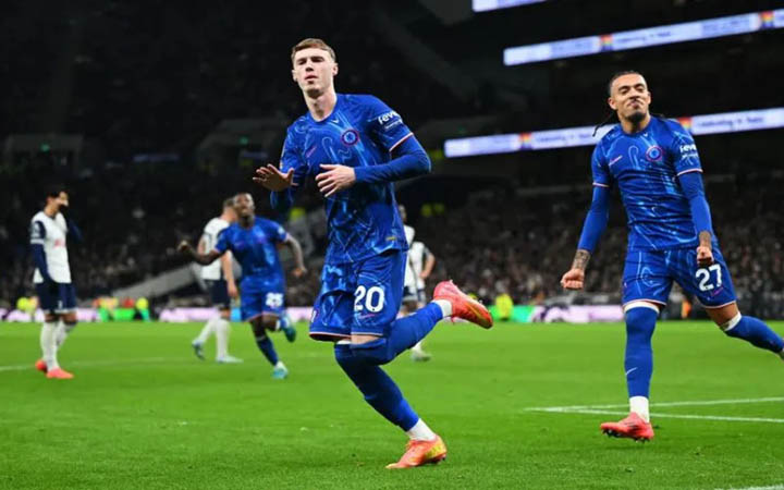 দুই গোলে পিছিয়ে পড়েও রুদ্ধশ্বাস জয় চেলসির