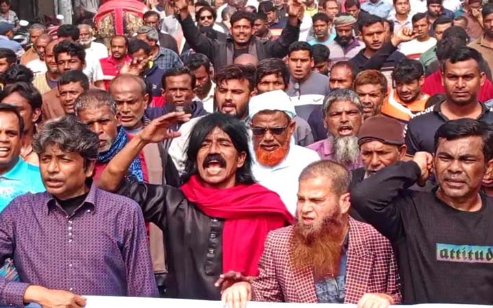 মেহেরপুরে বিএনপির আহ্বায়ক কমিটির বাতিলের দাবিতে গণ মিছিল