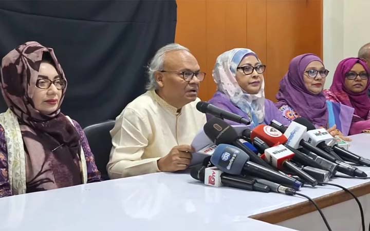 বিশ্বব্যাপী অপতথ্য ছড়াচ্ছে আওয়ামী লীগের দোসররা: রিজভী