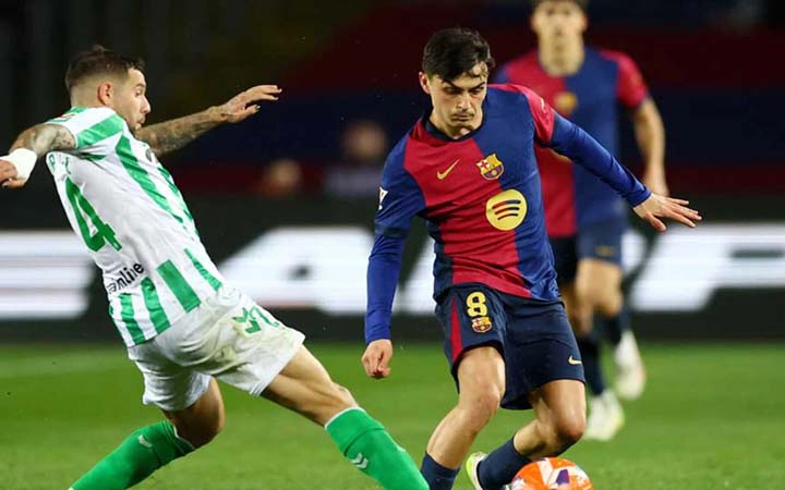 রিয়ালের সঙ্গে ব্যবধান বাড়ানোর সুযোগ হারাল বার্সা