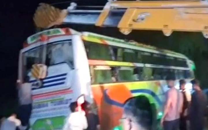 ভারতে বাস দুর্ঘটনায় নিহত ১, ছিলেন ৭০ জনের বেশি বাংলাদেশি তীর্থযাত্রী