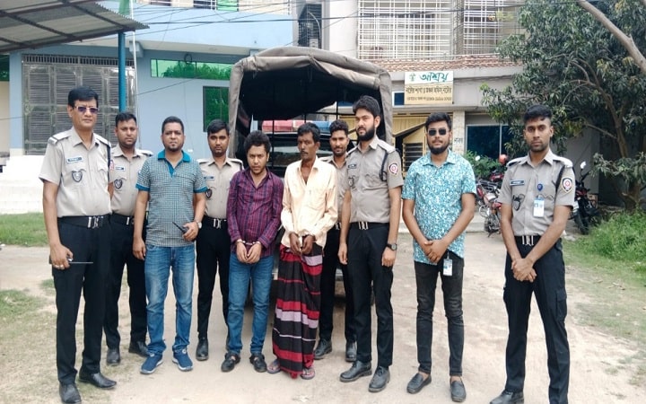 নাটোরে পৃথক অভিযানে হেরোইনসহ আটক ২