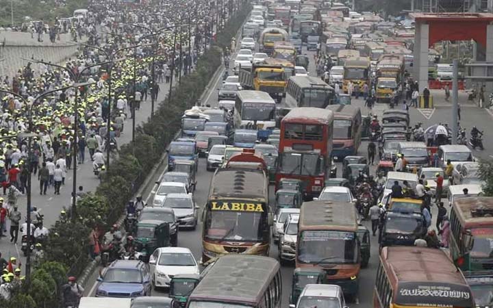 যানজট এড়াতে ট্রাফিকের সঙ্গে সতর্ক ছিল বিএনপি নেতা-কর্মীরাও
