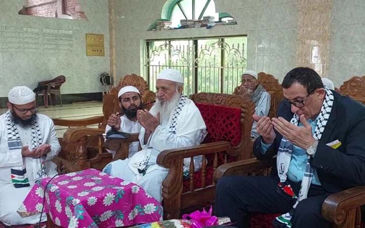 হেফাজত আমিরের সঙ্গে ফিলিস্তিনের রাষ্ট্রদূতের সাক্ষাৎ