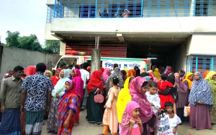 মেয়েকে আনতে গিয়ে নিহত রজনীর দাফন সম্পন্ন