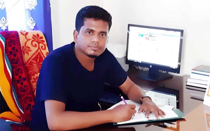 সমাজসেবা কর্মকর্তা ভিক্ষুক পুনর্বাসন প্রকল্পের ৩৩ লাখ টাকা নিয়ে উধাও