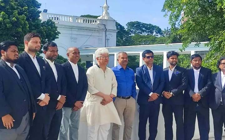 আন্তর্জাতিক অপরাধ ট্রাইব্যুনাল পরিদর্শন করলেন দুই উপদেষ্টা