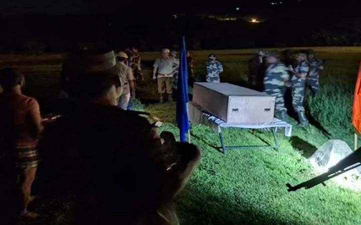 চারদিন পর লাশ ফেরত দিল বিএসএফ