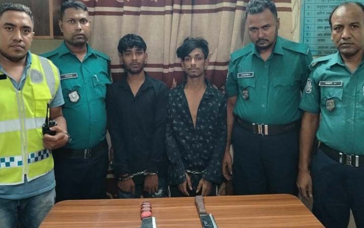 চাঁন গ্রুপের মানিক ও রাজিব অস্ত্রসহ গ্রেপ্তার