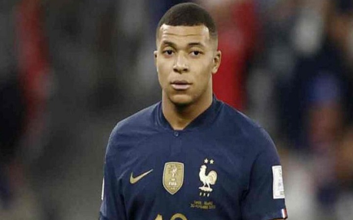 বিশ্বকাপ ফাইনালের পর মেসিদের সঙ্গে রিম্যাচ প্রস্তাবে রাজি হননি এমবাপ্পে