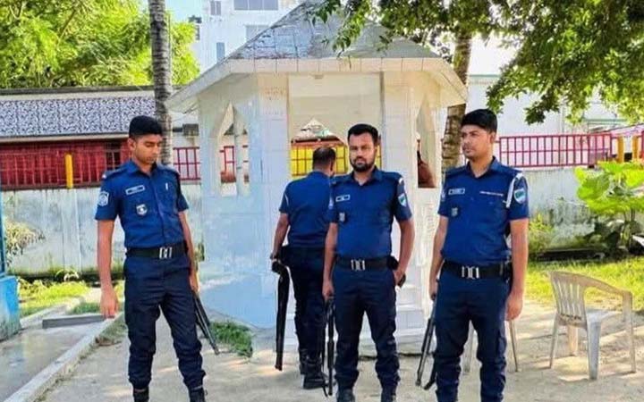 লালনের আখড়ায় পুলিশ মোতায়েন
