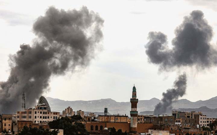 ইসরায়েলি হামলায় ইয়েমেনে নিহত ৩৫