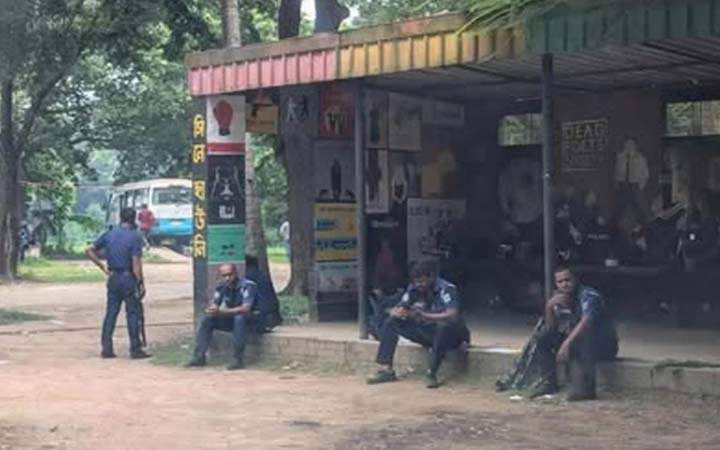 জাকসু নির্বাচনকে কেন্দ্র করে ক্যাম্পাসে নিরাপত্তা জোরদার