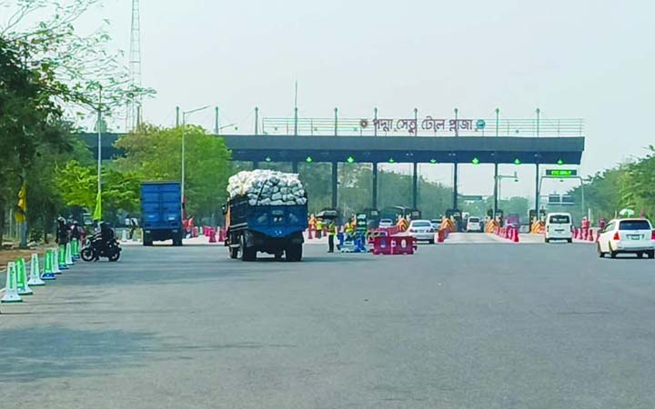 সোমবার দুপুর থেকে পদ্মা সেতুতে স্বয়ংক্রিয় টোল পরিশোধ ব্যবস্থা চালু