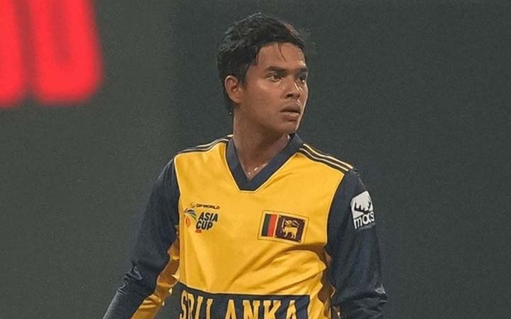 শ্রীলঙ্কার ক্রিকেটার দুনিথ ভেল্লালাগের বাবা মারা গেছেন
