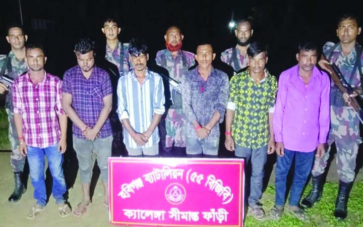 ৬ বাংলাদেশি আটক অবৈধভাবে ভারতে প্রবেশের সময়