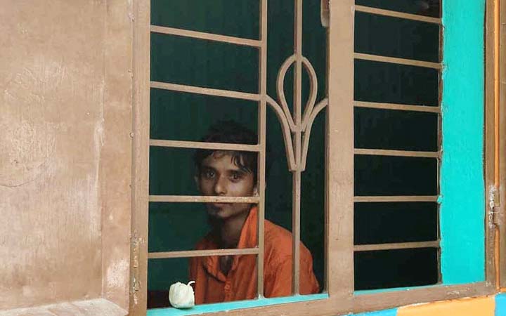 ময়মনসিংহে শিশুকে বিষ মেশানো দুধ পান করিয়ে হত্যার অভিযোগ বাবার বিরুদ্ধে