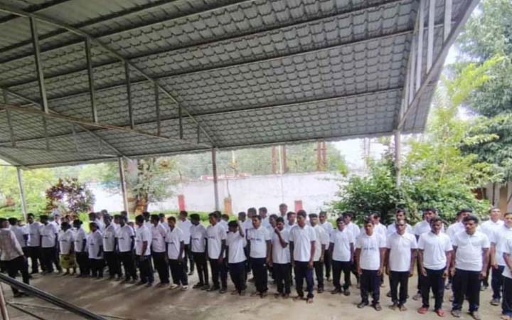 ভারতের ছত্তীসগঢ়ে ৭১ মাওবাদীর আত্মসমর্পণ