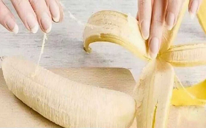 কলার সুতা খেলে কী হয়, জানলে অবাক হবেন!