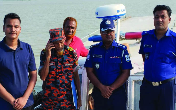 পটুয়াখালীর বাউফলে পুলিশের স্পিডবোট দেখে নদীতে ঝাঁপ, নিখোঁজ যুবক