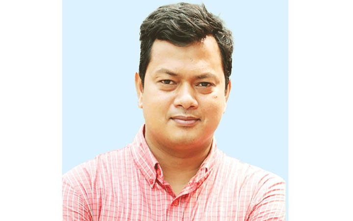 এসব প্রোগ্রামে সচিবরা যান, সর্বোচ্চ মন্ত্রীরা : (জবি)সহকারী অধ্যাপক রাহাত মিনহাজ