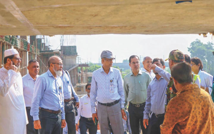 রাজউক চেয়ারম্যান ঝিলমিল আবাসিক এলাকা পরিদর্শনে