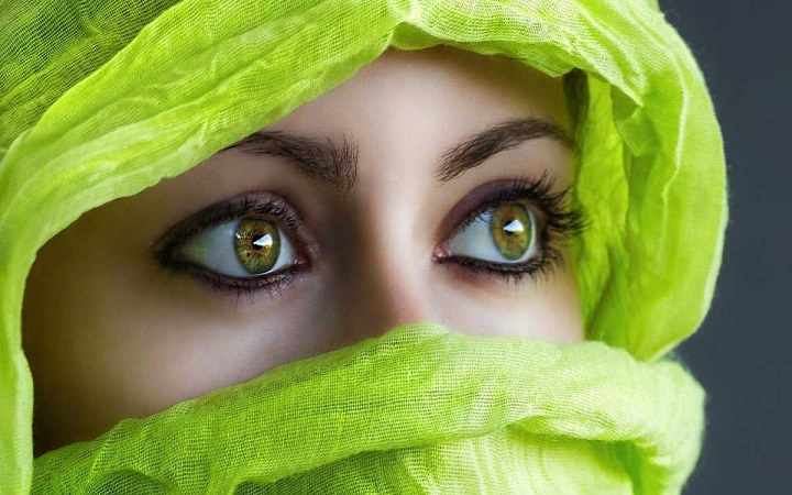 চোখ শুষ্ক হওয়ার কারণ ও লক্ষণ
