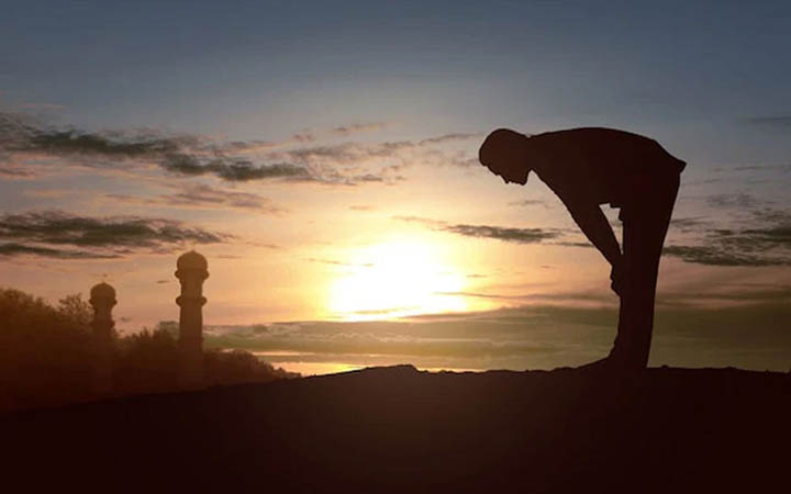 ইবাদি সম্প্রদায়ের ইমামের পেছনে নামাজ পড়া যাবে কী?