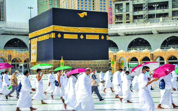 ওমরাহ যাত্রীদের জন্য নতুন নিয়ম জারি করল সৌদি