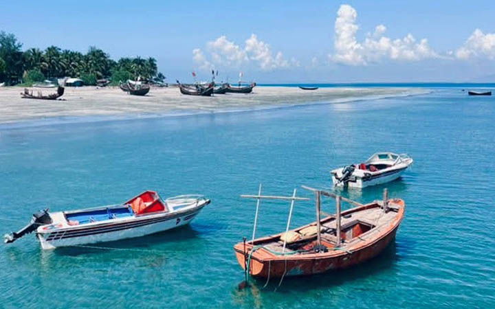 প্রবাল দ্বীপ সেন্ট মার্টিনে ভ্রমণের অনুমতি মিললেও নেই পর্যটকের সাড়া