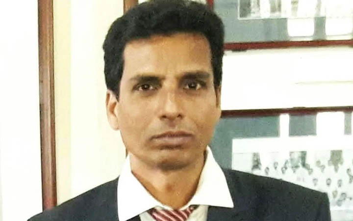 কালীগঞ্জে ট্রাকচাপায় মোটরসাইকেল আরোহী মৃত্যু