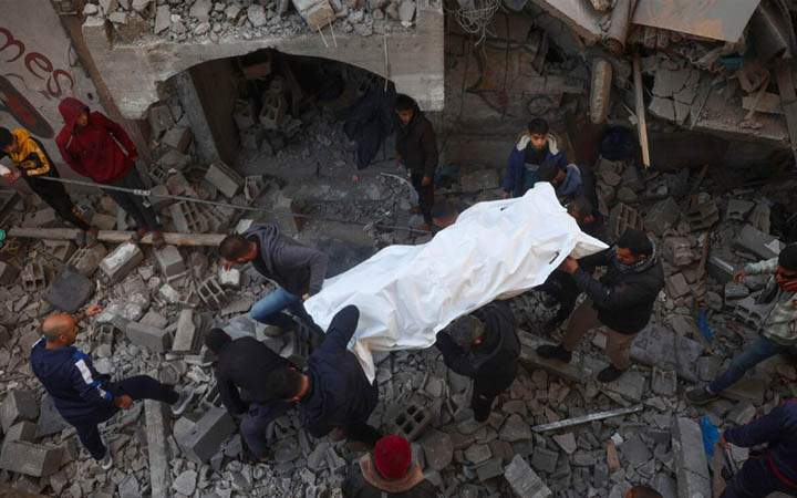 ইসরায়েলি বাহিনীর হামলায় গাজায় নিহত তিন