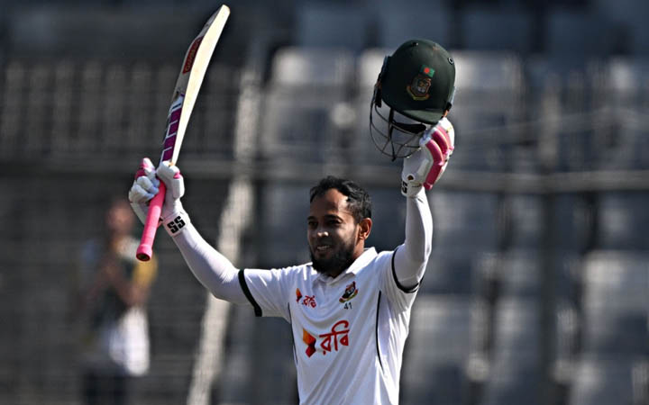 মুশফিকের আগে শততম টেস্টে সেঞ্চুরি হাঁকিয়েছেন যারা