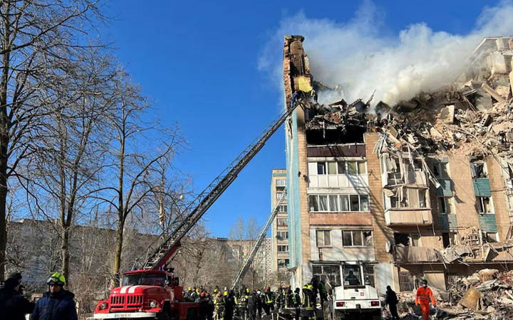 ইউক্রেনে ভয়াবহ রুশ হামলা, নিহত ২৬