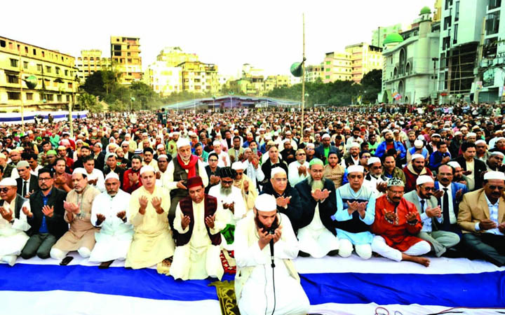 বেগম খালেদা জিয়ার সুস্থতা কামনায় বগুড়ায় গণদোয়া