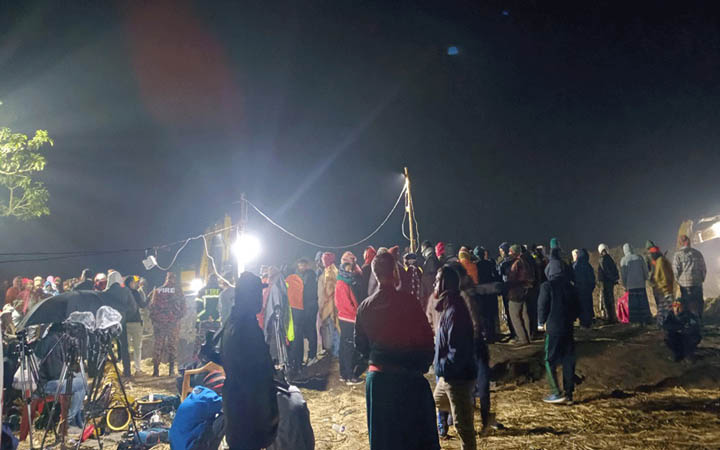 রাজশাহীর তানোরে ২ বছরের শিশু সাজিদের জন্য উৎকণ্ঠায় গ্রামবাসী, সবশেষ যা জানা গেল