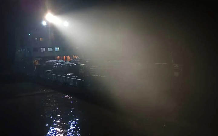 ঘন কুয়াশায় দৌলতদিয়া-পাটুরিয়া নৌরুটে ফেরি চলাচল বন্ধ