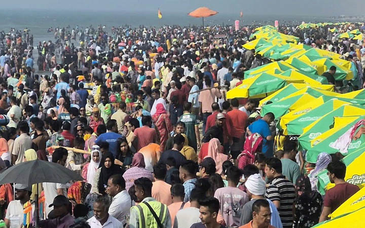 কক্সবাজারে থার্টি ফার্স্ট নাইট : আইনশৃঙ্খলা স্বাভাবিক রাখতে কঠোর বিধি-নিষেধ