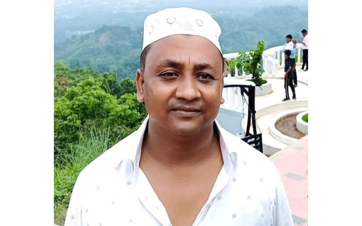 কুমিল্লার লালমাইয়ে মসজিদ থেকে বের হতেই ব্যবসায়ীকে ছুরিকাঘাত