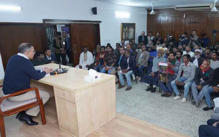 তারেক রহমানের সঙ্গে রিকশা, ভ্যান ও অটোরিকশাচালক প্রতিনিধিদের মতবিনিময়