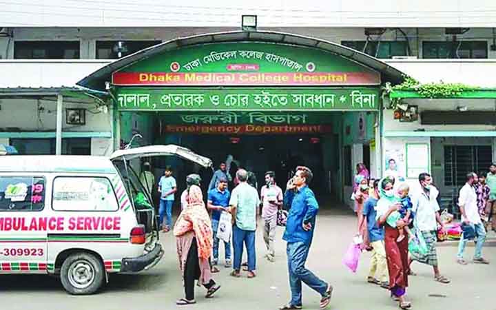 যাত্রাবাড়ীতে রাস্তা পার হওয়ার সময় ট্রাকের ধাক্কায় প্রাণ গেল পথশিশুর