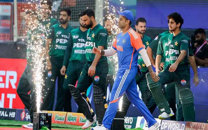 পাক-ভারত দ্বৈরথে কাকে ফেভারিট মানছেন সৌরভ গাঙ্গুলি